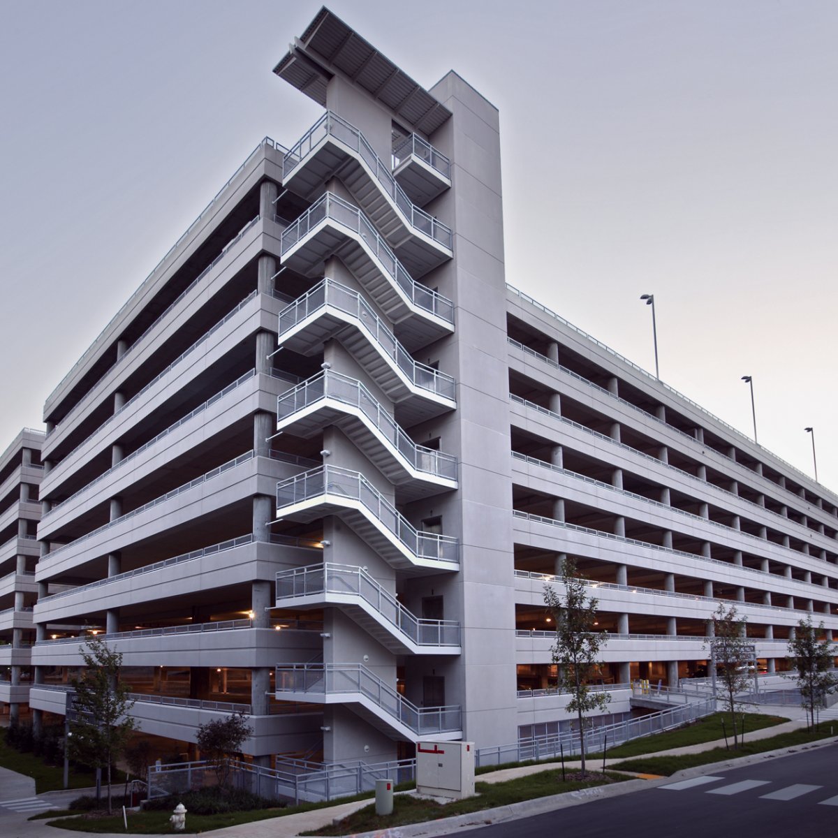 UA Harmon Ave Parking and Transit Facility 3